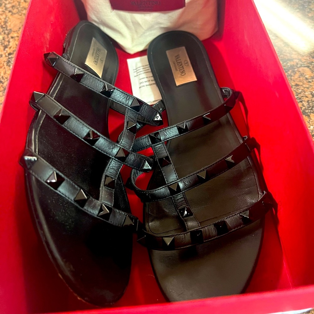 Valentino Garavani Sandals size 40